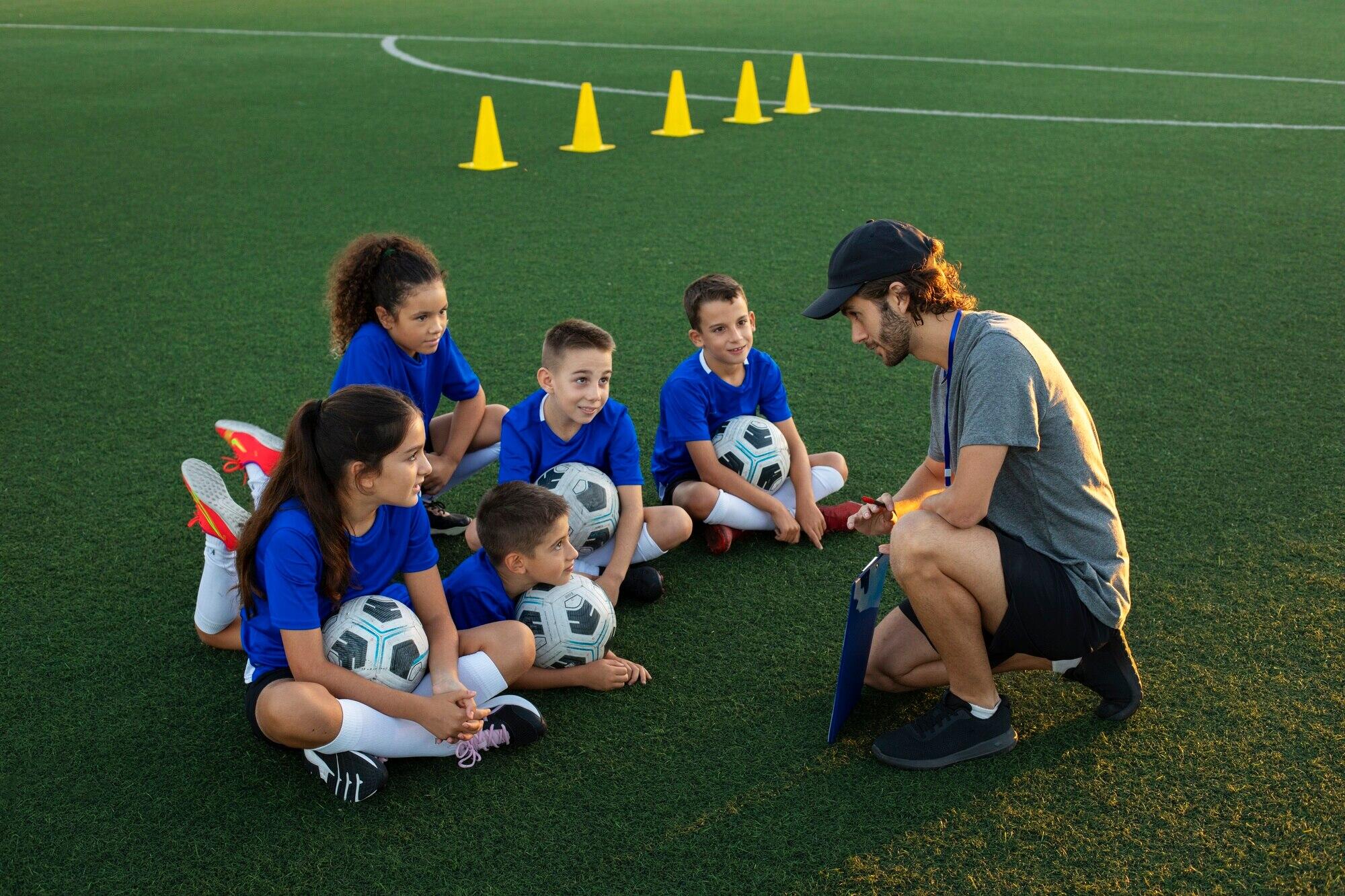 ACADEMIAS Y PROFESORES